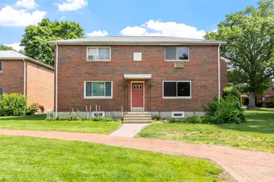 52 Bishop Dr #52 1