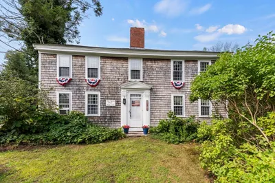 147 Lake St 1