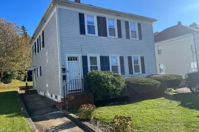 24 Peck Avenue #2
