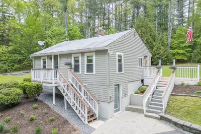 209 Mason Rd 1
