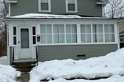 17 Capron St