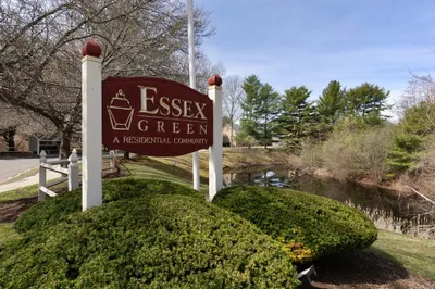 25 Essex Green Ln #C