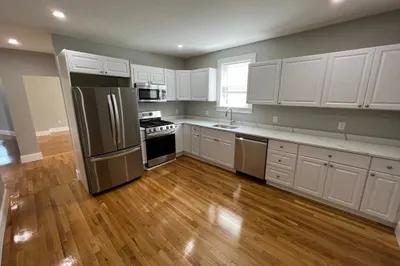 366 Highland Ave #3