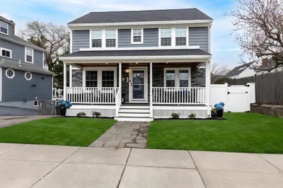 67 Billings St 1