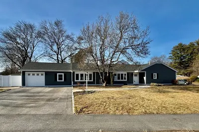 25 Hemlock Dr