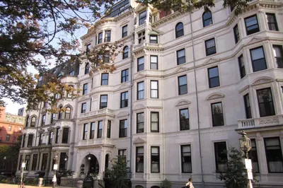 160 Commonwealth Ave #316