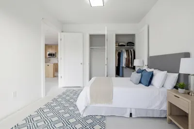 1035 Commonwealth Ave #205