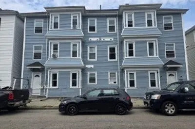 115 Thomas St #2 1