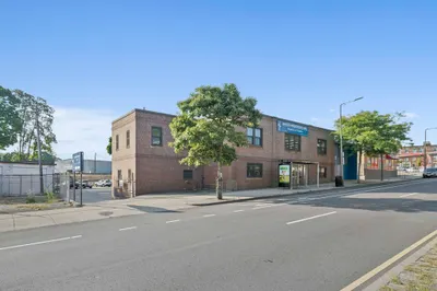 295 Columbia Rd 1