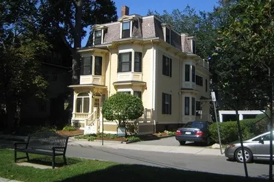 37 Langdon St #5 1