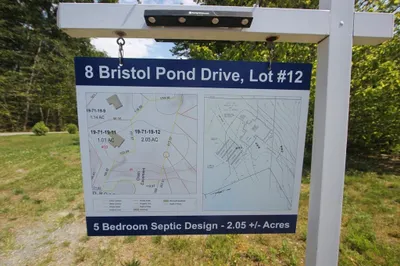 8 Bristol Pond Dr 1