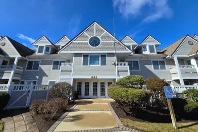 661 Lowell St ##5 1