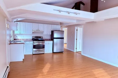 16 Cox Ct #3