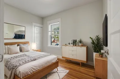 18 Peverell St #3