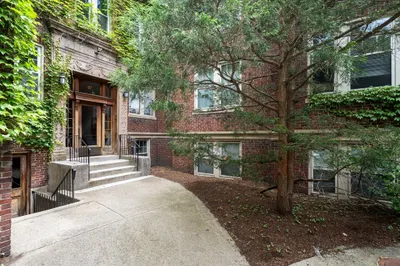 97 Chester St #8 1