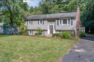 7 Hickory Dr 1