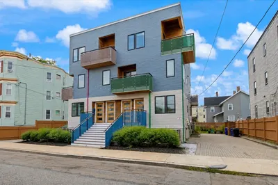 38 Colonial Ave #2 1