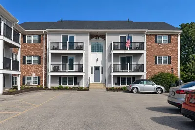 9 Chapel Hill Dr #6 1