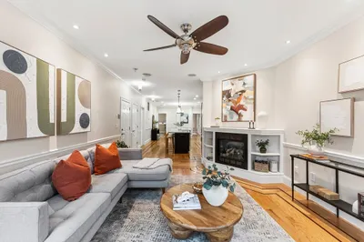 883 E Broadway #1