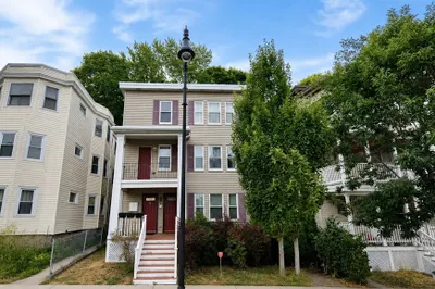 238 Hyde Park #1 1