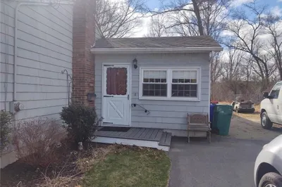 845 Read St