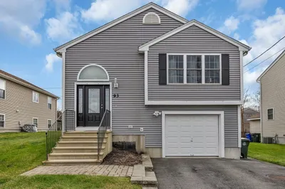 93 Commonwealth Ave 1