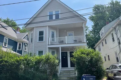 36 Creighton St