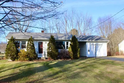 33 Eastern Ave