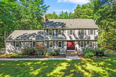 6 Holloway Brook Rd 1