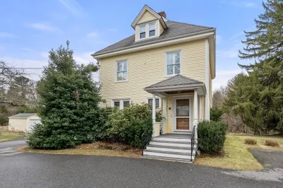 141 Landham Road 1