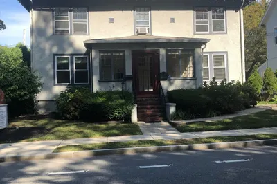846 Walnut St 1