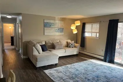 6 Crescent Drive #11