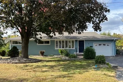 10 Nadeau Dr