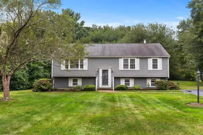 68 Cedarwood Rd 1