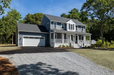 65 Great Neck Road 1