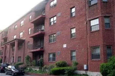 16 Winter St #13C 1