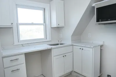 25 Garrison Rd #4 1