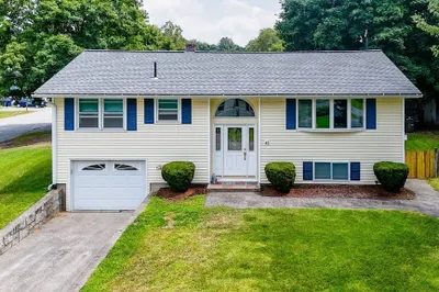 42 Tanglewood Drive 1