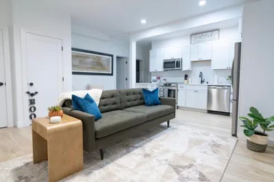 8 Enon St #102 1