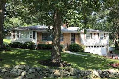 174 Forest St 1