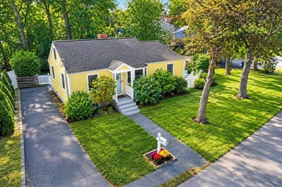 54 Joclyn Ave 1