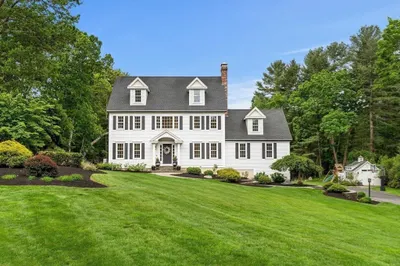 2 Equestrian Dr 1