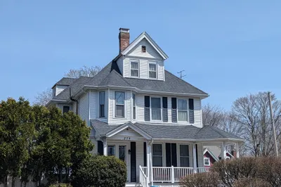 279 Main St 1