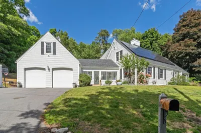 83 Longview St 1