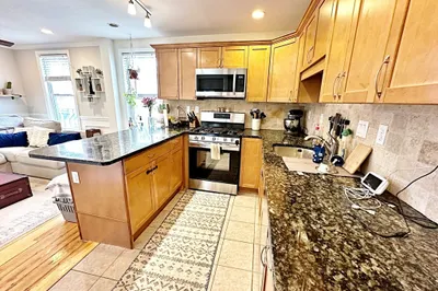 32 Haynes St #3