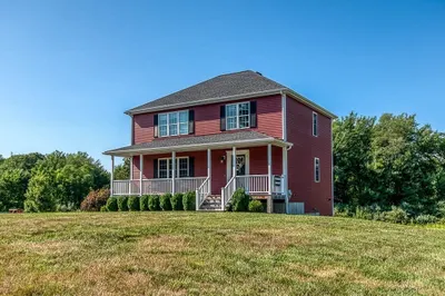 5 Shamrock Ln 1