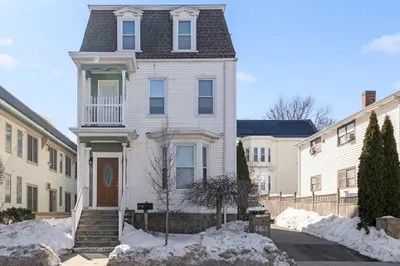 88 Pearl St #2