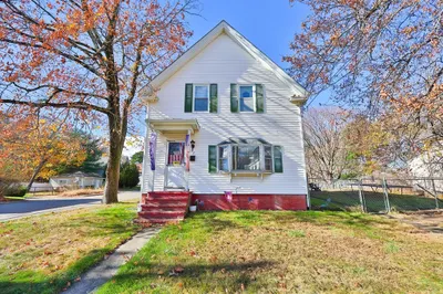 97 Fisher St 1