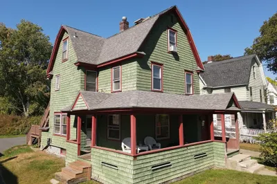 306 Davis Street 1