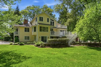 94 College Road